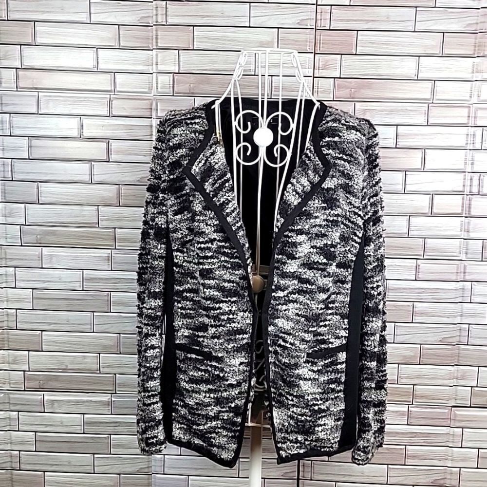 Elementz open front cardigan Size M